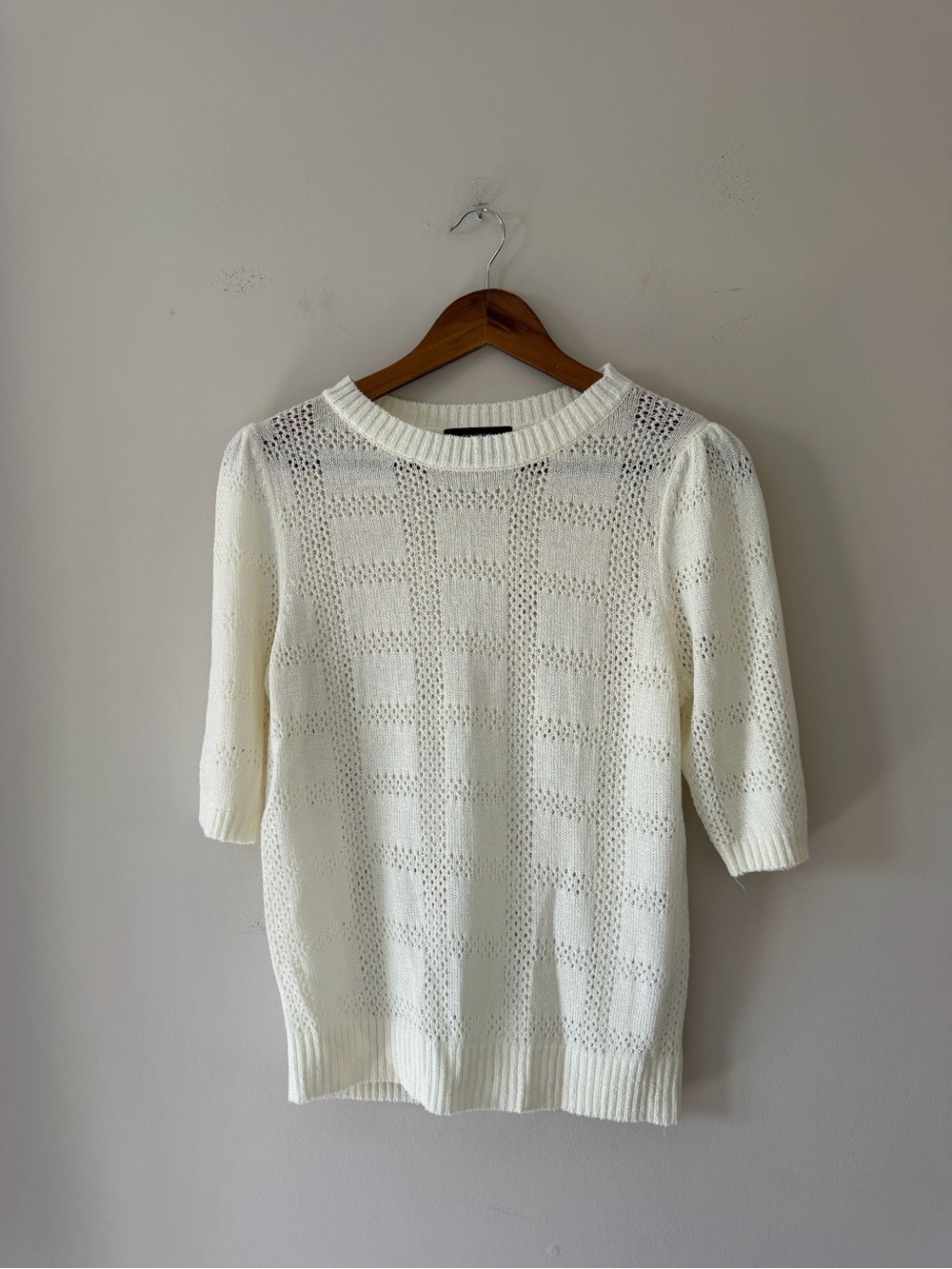 Dokotoo White Open-Knit Crochet Short Sleeve Sweater Size Small